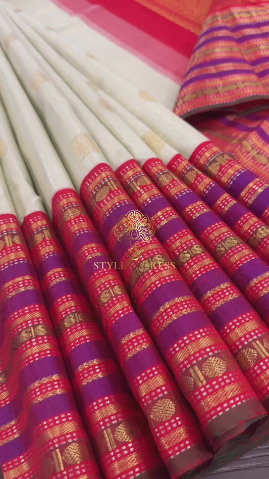 PASTEL PISTACHIO GREEN KORVAI CONTRAST RED BORDER GOLD ZARI HANDLOOM KANICHIPURAM SILK SAREE (KSS46)