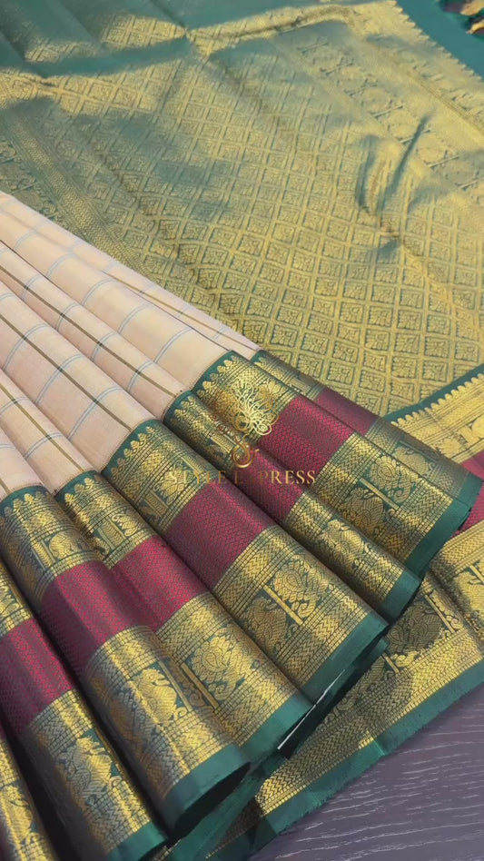 CASHEW CHECKED CONTRAST GREEN GOLD ZARI HANDLOOM KANICHIPURAM SILK SAREE (KSS114)